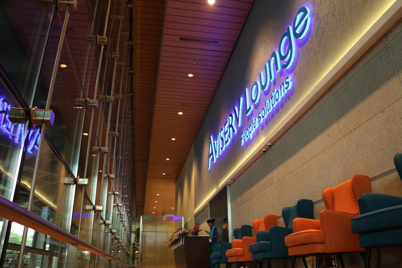 Aviserv Lounge Hotel Bombay Exterior foto