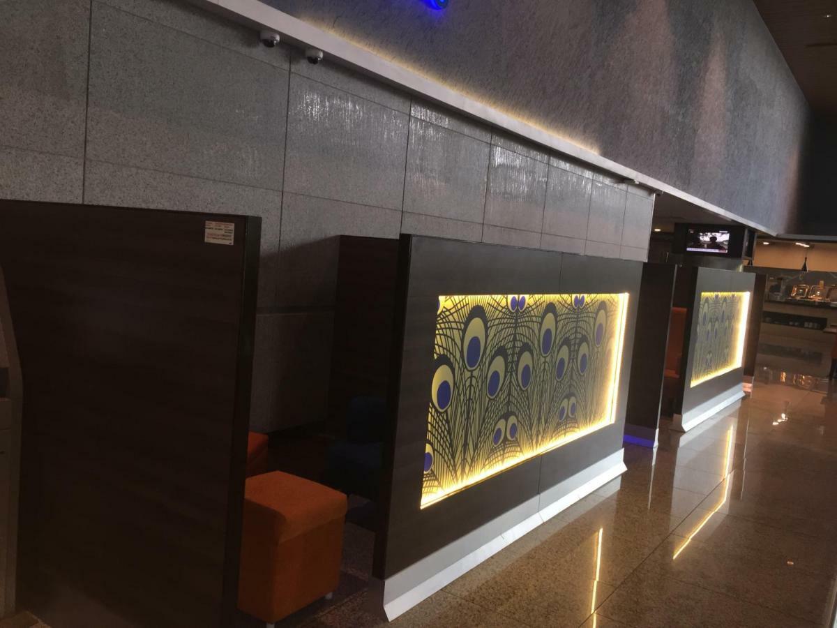 Aviserv Lounge Hotel Bombay Exterior foto